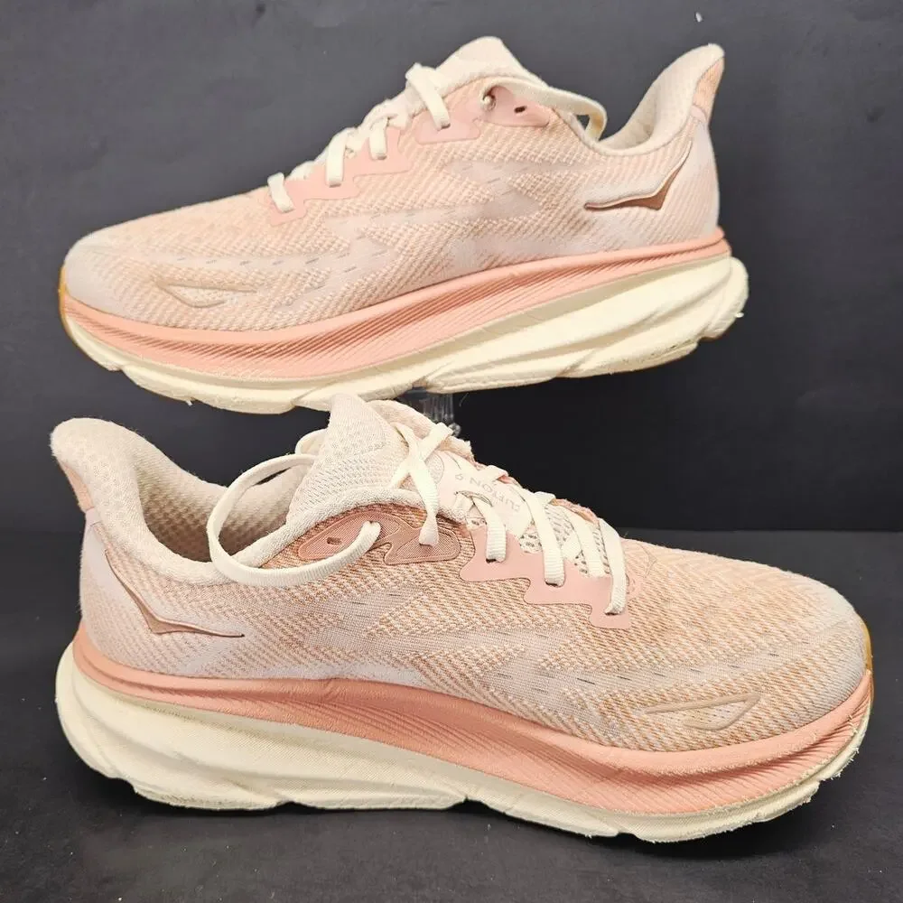 Hoka Women 9.5 Comfy footwear